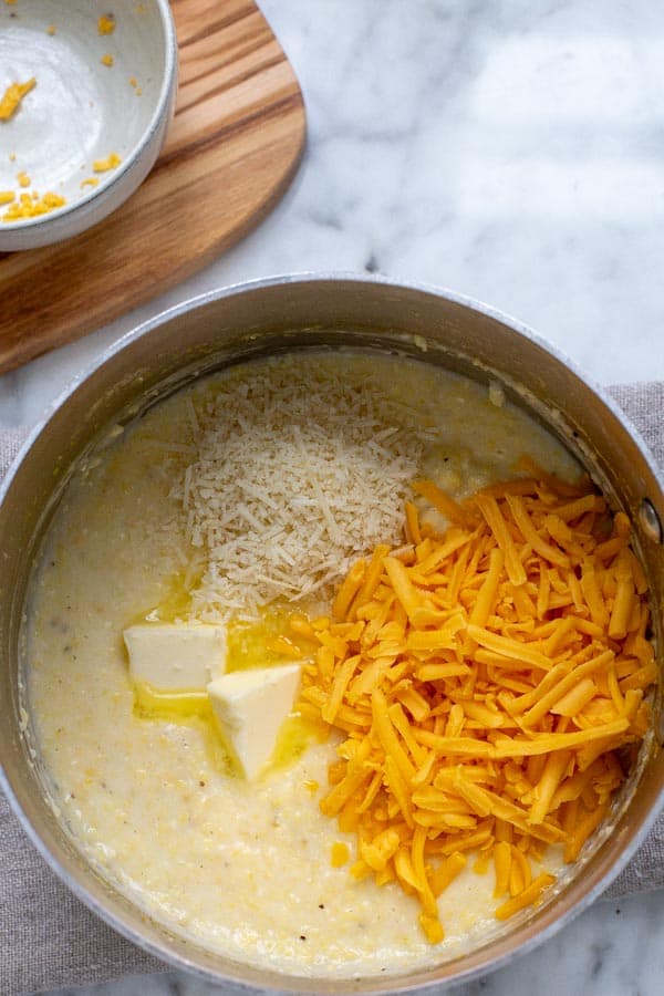 grits with butter and cheddar cheese