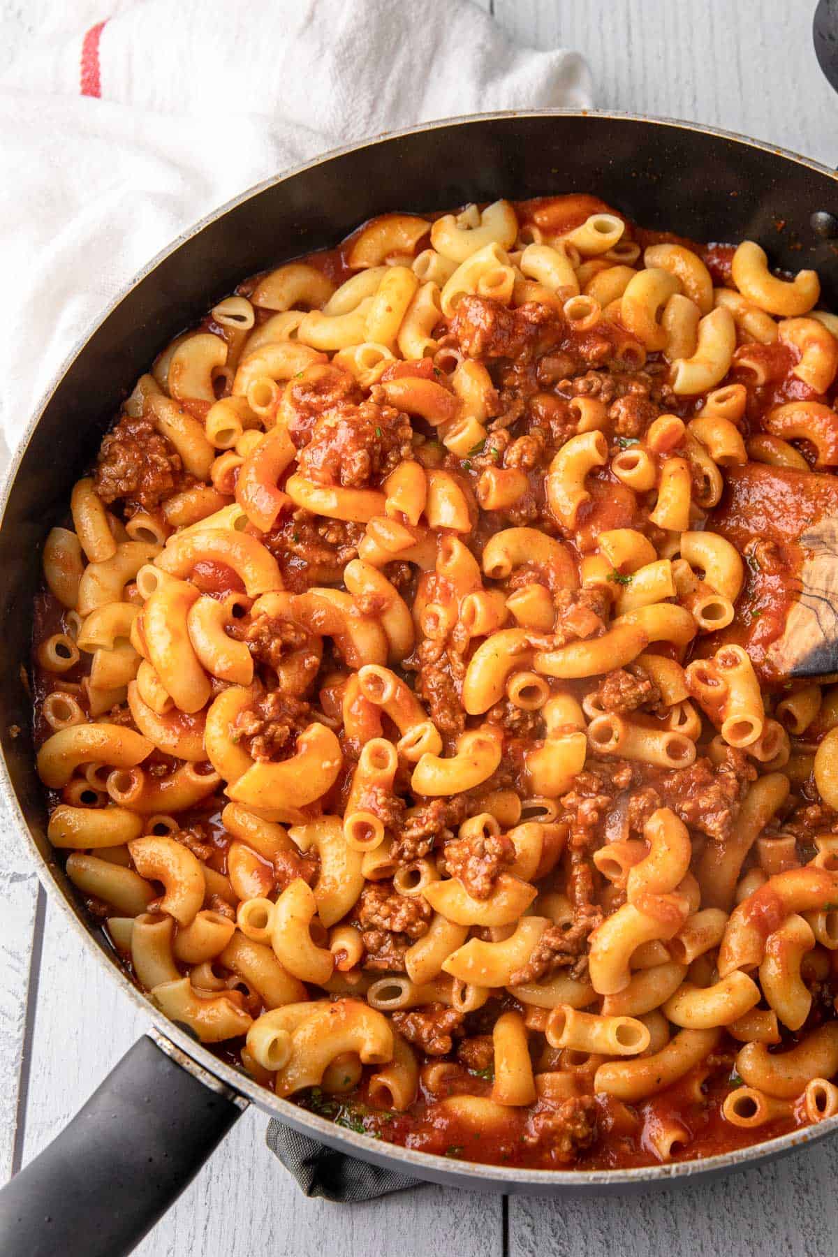 beefaroni in a skillet