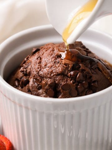 The chocolate baked oats for one after baking with maple syrup.