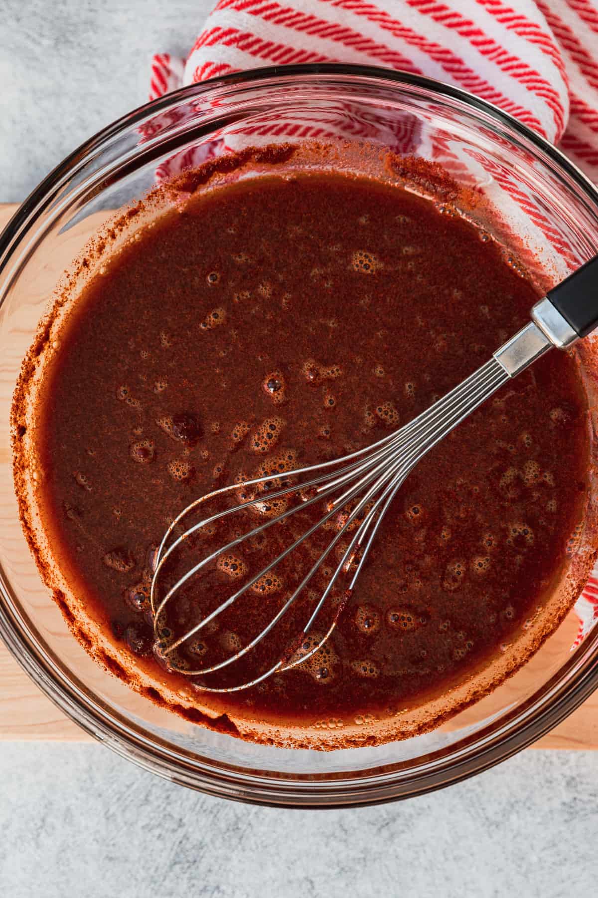 mixing powdered chile with water