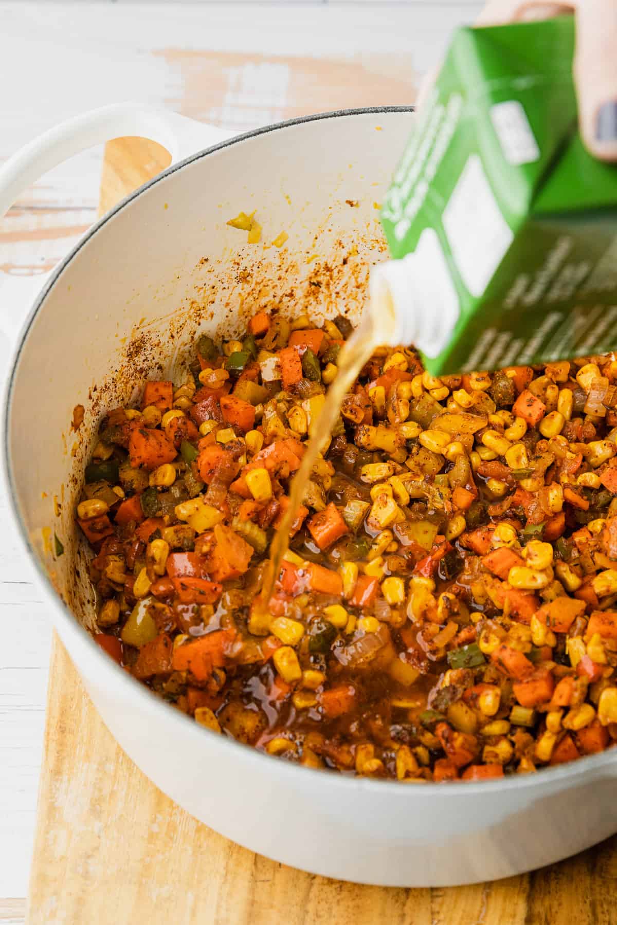 making soup with vegetable broth