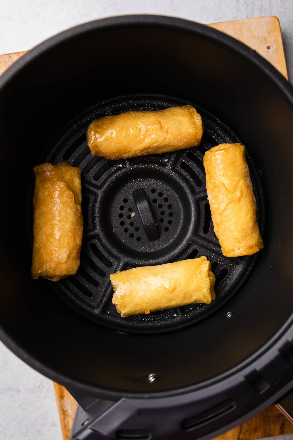 How to Cook Frozen Tai Pei Egg Rolls in Air Fryer The Travel Palate