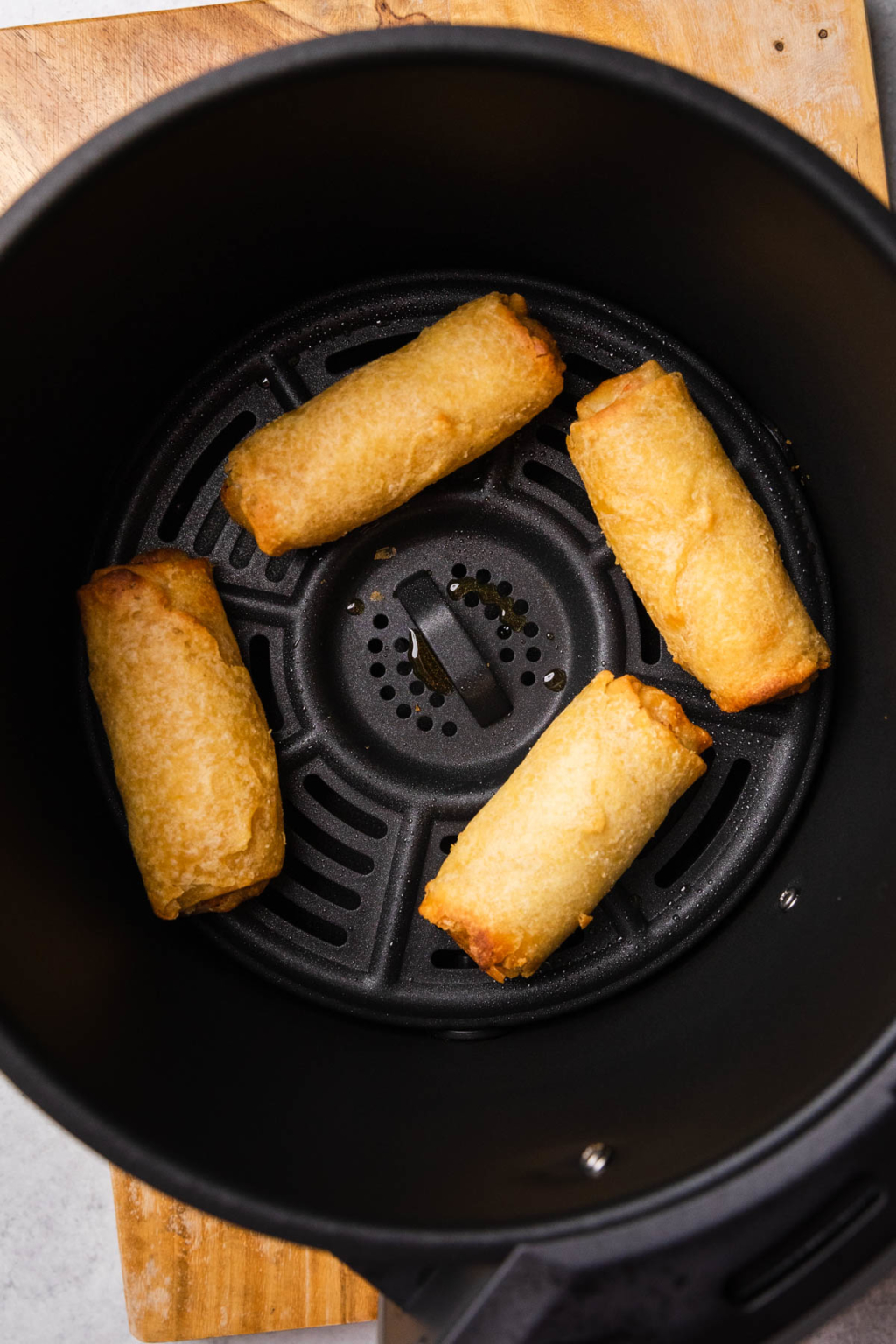 How to Cook Frozen Tai Pei Egg Rolls in Air Fryer The Travel Palate