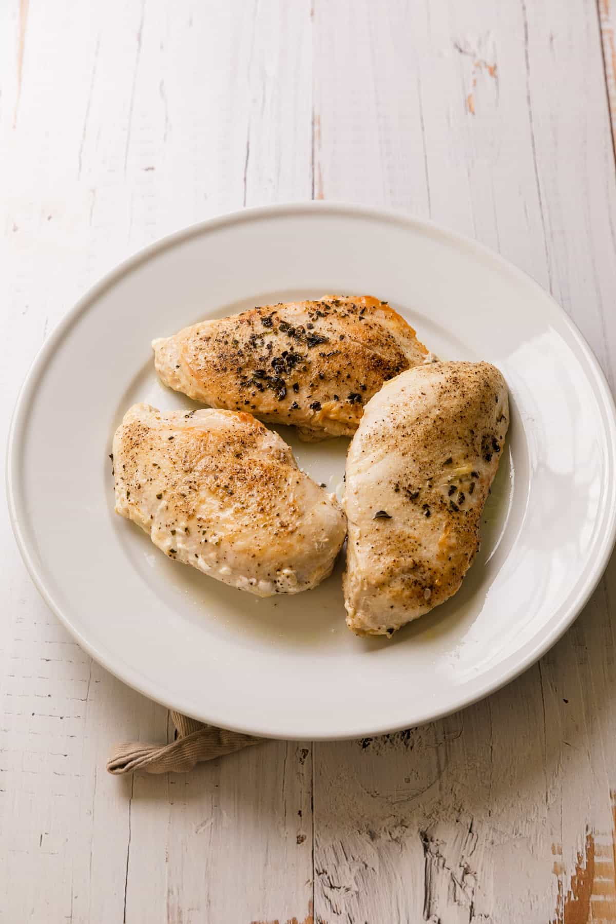 cooked chicken on a plate