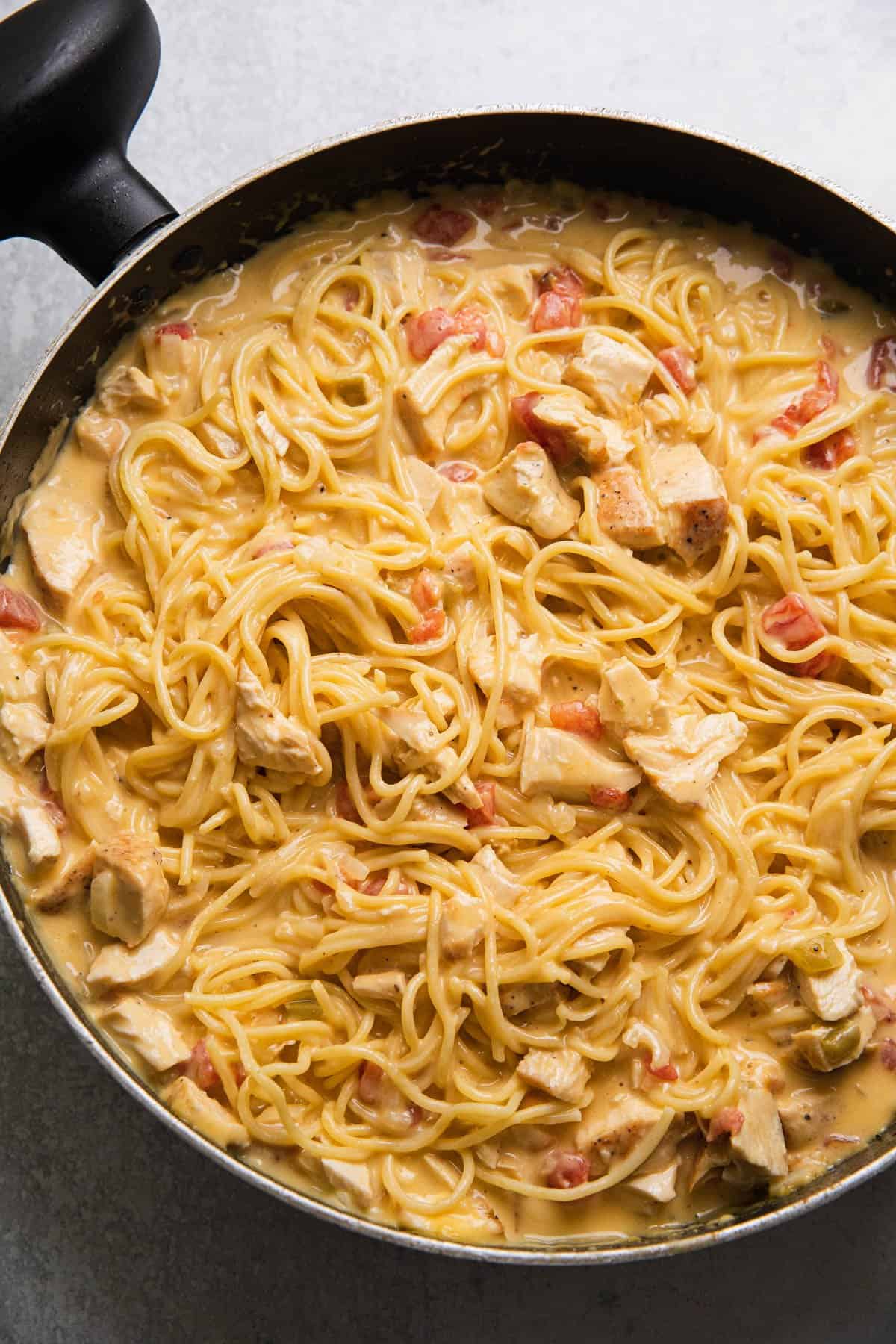 a pan of texas chicken spaghetti completed