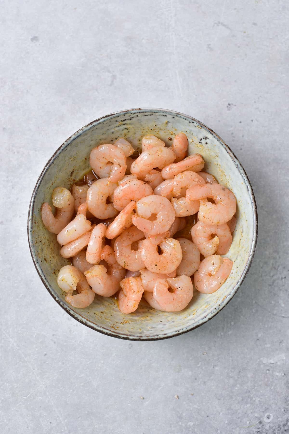 Boiled shrimp in a bowl.
