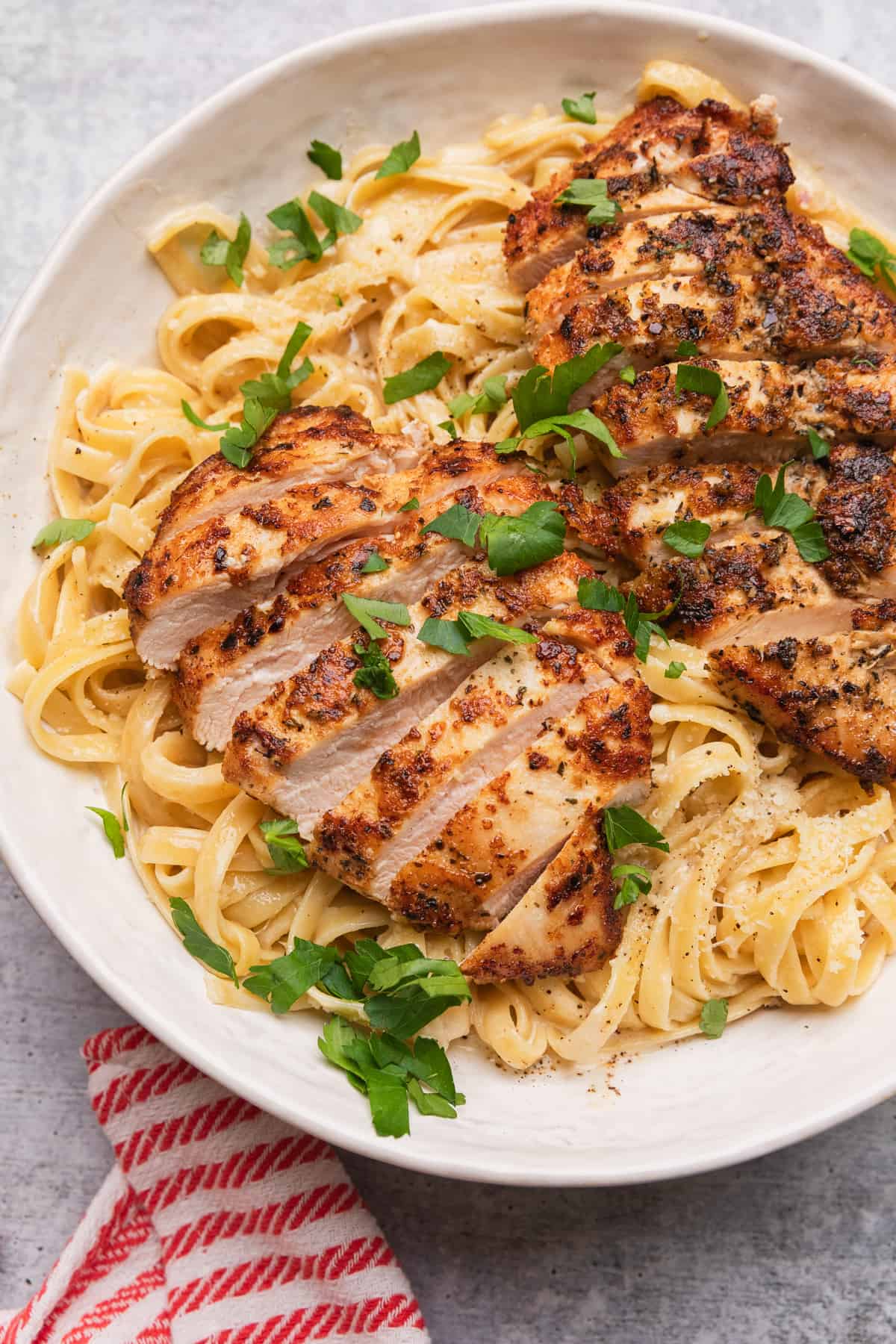 chicken fettuccine alfredo recipe completed.