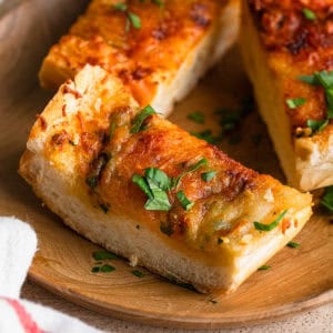 Air fryer garlic bread sliced.