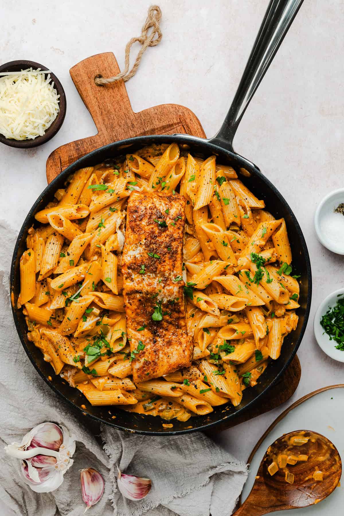 A pan with the cajun salmon pasta cooked to perfection.